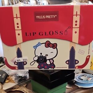 YYEJS Pretty Lip Gloss Set